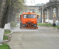 Комплексная дорожная машина КДМ-320 с комплектом высоконапорного поливомоечного оборудования